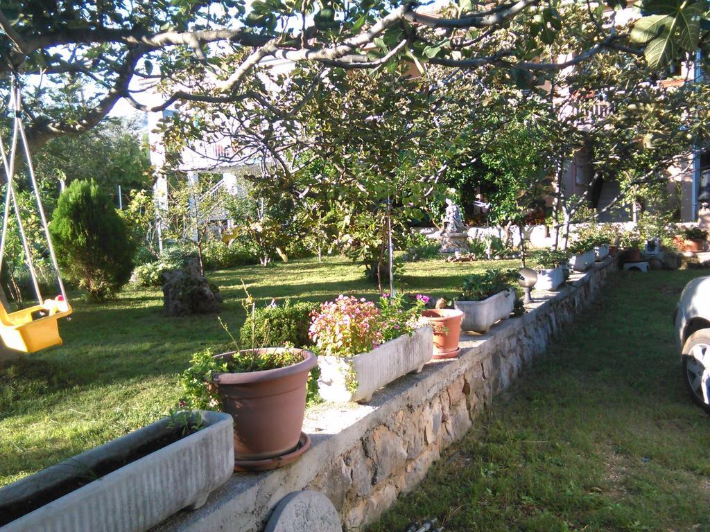 Apartments Lana Stari Grad Kültér fotó